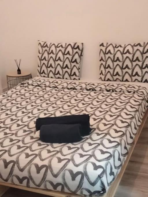 Lisbon, 3 Bedroom Apartment In Amora , 15 Min From The Beach 외부 사진
